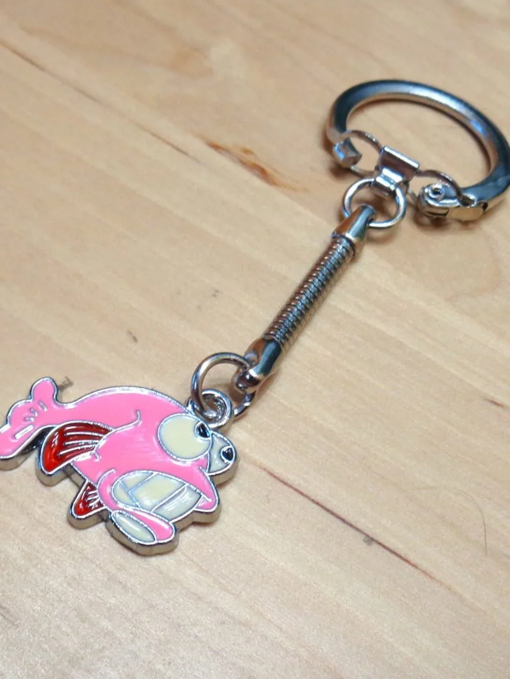 BEACH FASHION PINK ENAMEL COOL SMILING FISH RHODIUM SNAKE KEYCHAIN